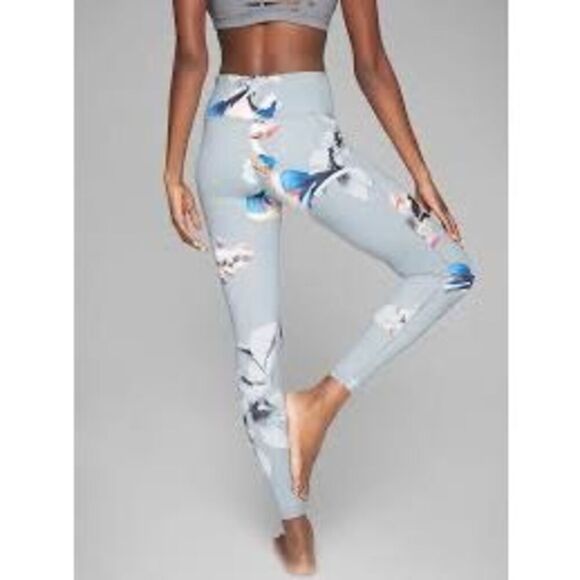Athleta Pants - Athleta Paradise Floral Chaturanga High-Waisted Leggings Light Blue Size M